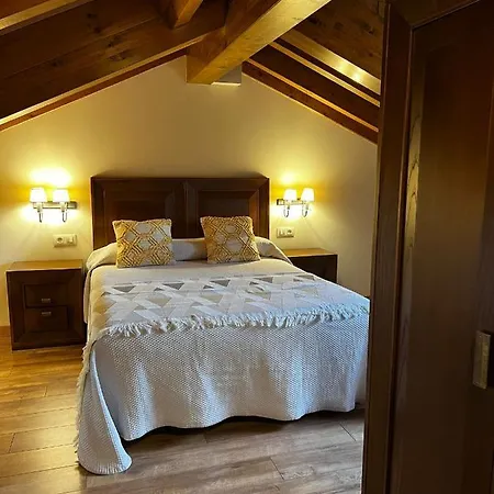 洛斯莫里诺斯公寓 * 利亚内斯