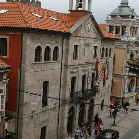 洛斯莫里诺斯公寓 利亚内斯